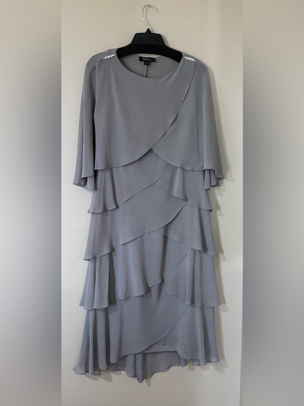 S.L. Fashions Light Gray Dress